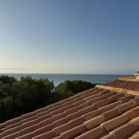 Le Solarium Au Bord Des Flots *