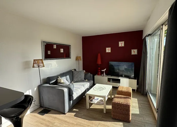 Le Solarium Au Bord Des Flots